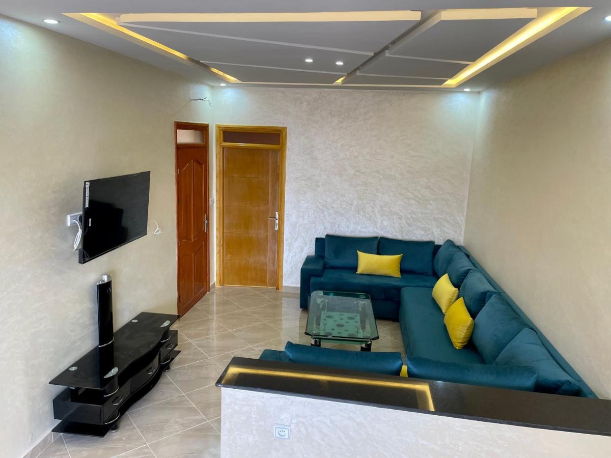 Appartement Pour Famille Avec Enfant Al Hoceïma Exterior foto