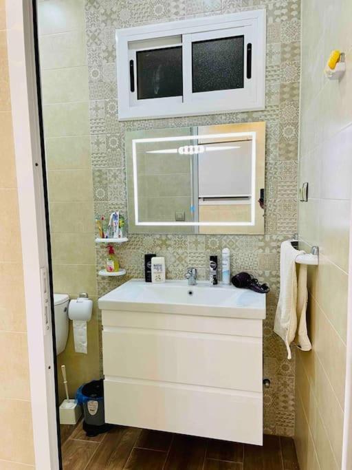 Appartement Pour Famille Avec Enfant Al Hoceïma Exterior foto